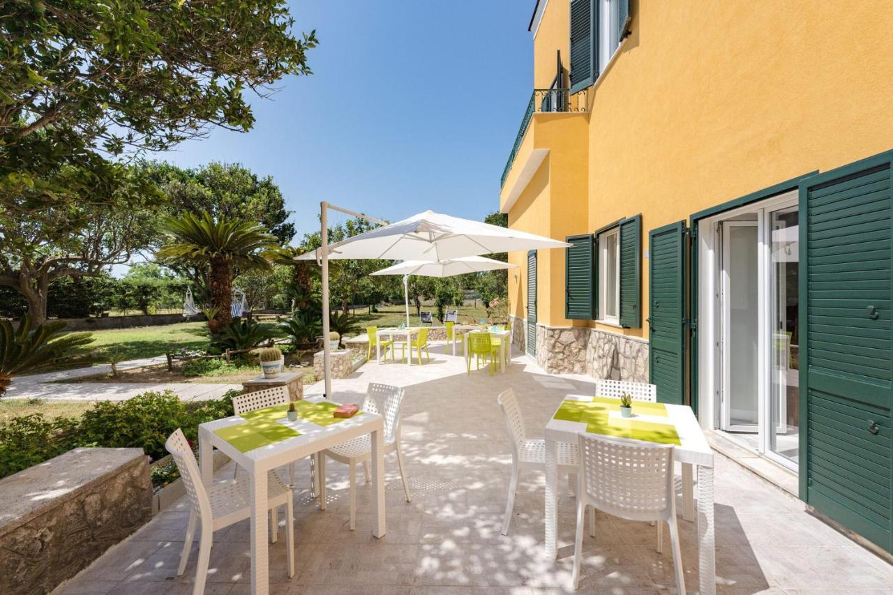 بروسيدا Villa Caterina B&B المظهر الخارجي الصورة