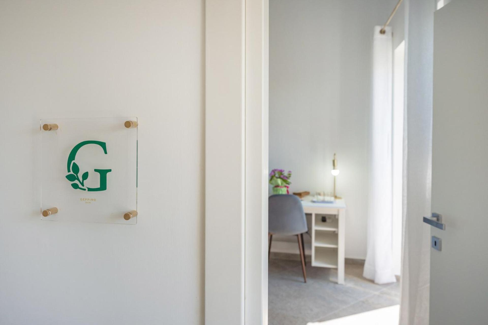 بروسيدا Villa Caterina B&B الغرفة الصورة